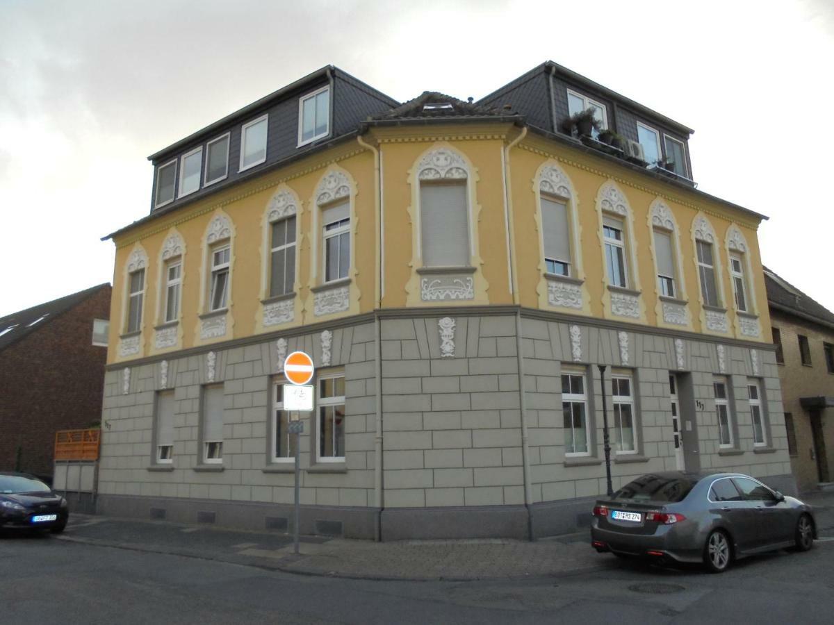 Ferienwohnung Mit Terasse Oberhausen  Exterior foto